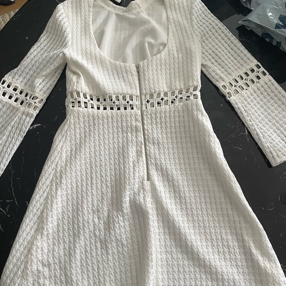 ABS Long sleeve knee length white dress - great for white parties or festivals! - Picture 2 of 4